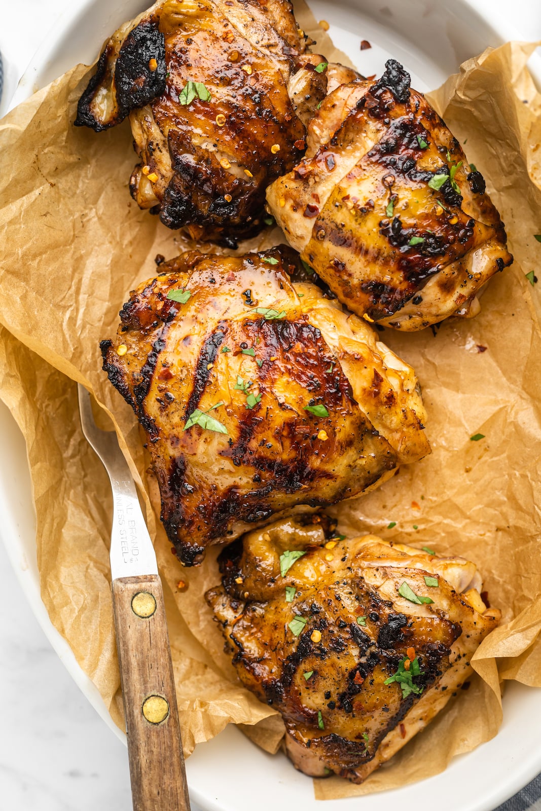 Easy Grilled Chicken Thighs: Foolproof Marinade & Two-Zone Grill